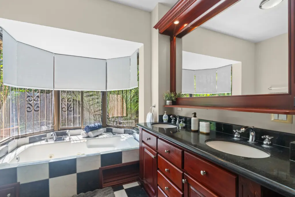 80d1bcba fd86 4600 8ee2 bc7103a3d67a.jpg