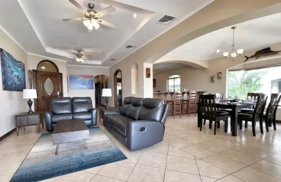 82d8b738 3890 4530 8e7f 22bd63302350.jpg