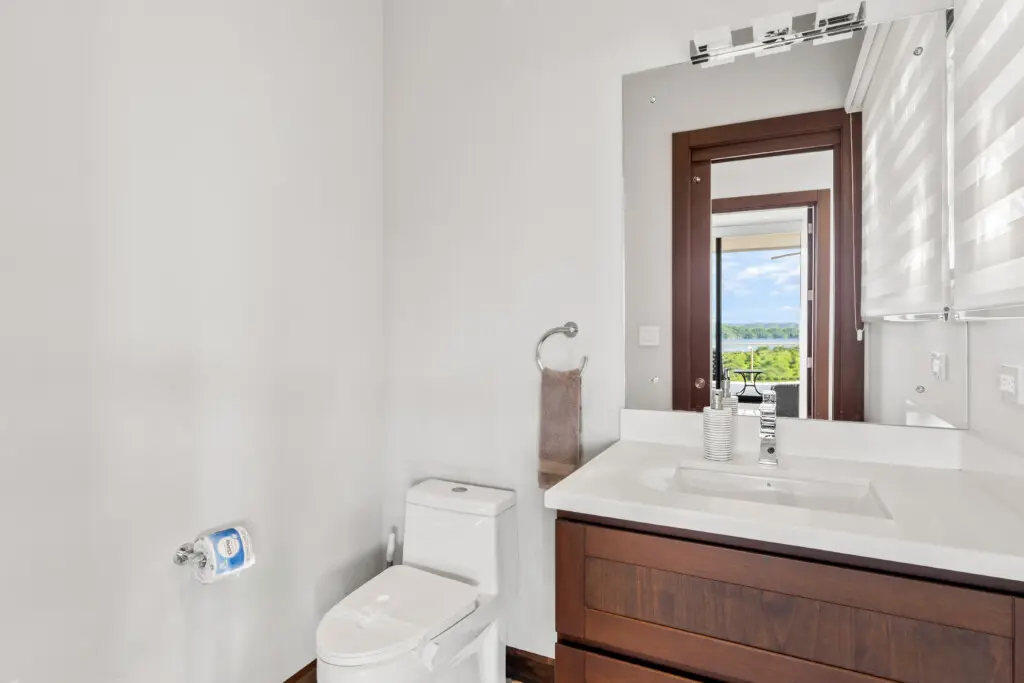 83ca3563 2c00 4cfd a523 47240fdbdf30.jpg