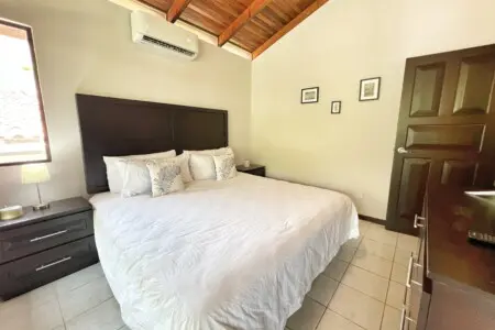 87a1b65a b2d5 45a0 b1b1 fe5dd9938e6f.jpg