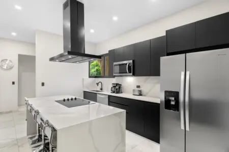 928b38c0 4f6e 4a72 8c19 e8a895346619.jpg