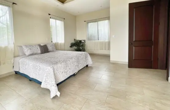 93c8a458 23f9 46e5 a0dc aa677093292e.jpg