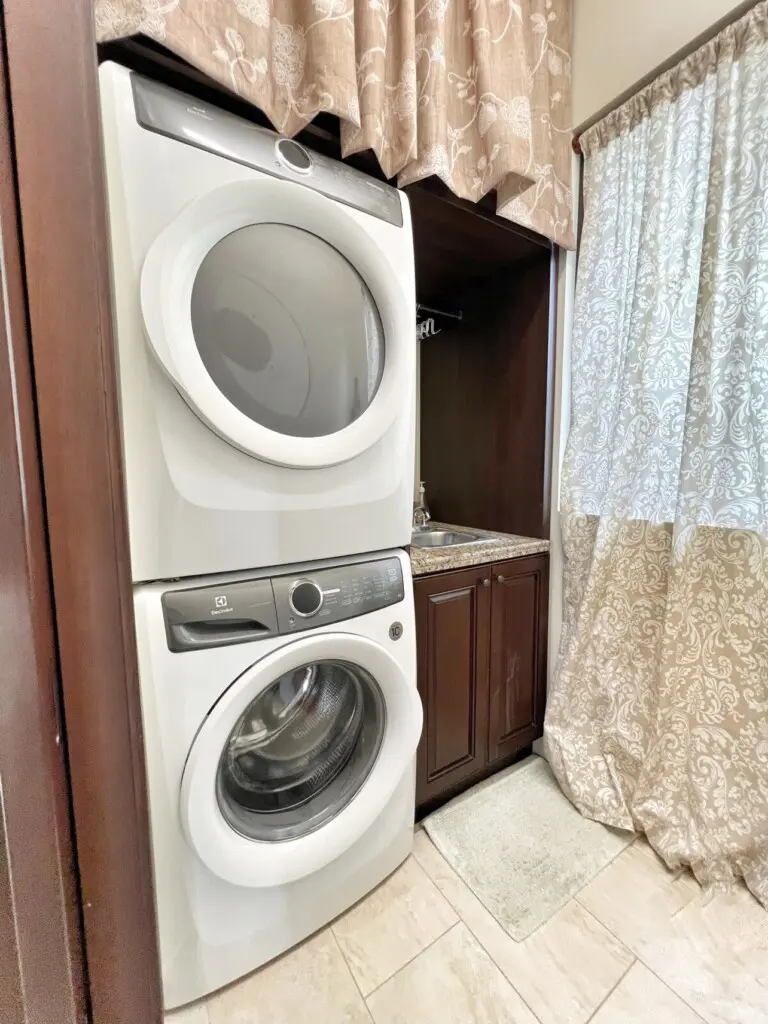 93f0c674 a272 4774 8fdc 7b93135cc383.jpg