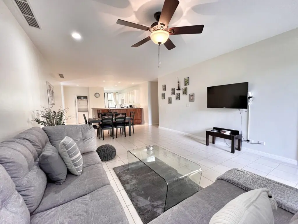 979b25be 4462 437b 8bc9 d74049c9bf23.jpg