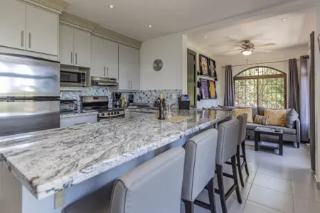 98c2f8b4 89ce 496c 9a02 1e064b89b33a.jpg