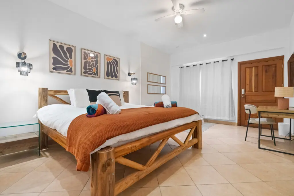 995727f1 0ee8 498e a9ea b74080f93352.jpg