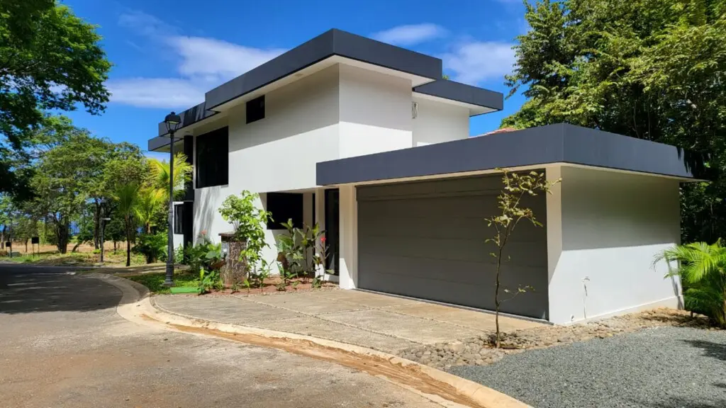 9b1aa95b 9329 4115 a293 78e926de705f.jpg