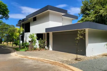 9b1aa95b 9329 4115 a293 78e926de705f.jpg