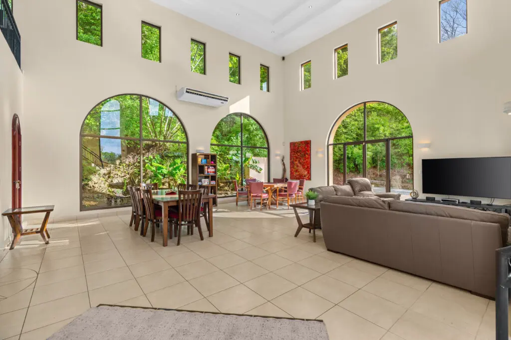 9e83231e 22cc 4cfd 8713 282bc10d3a70.jpg