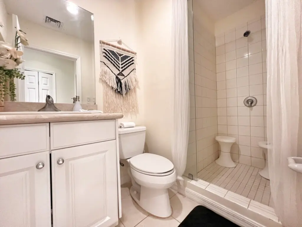 a070ebb3 fa2e 4715 a31e c1296bf83525.jpg