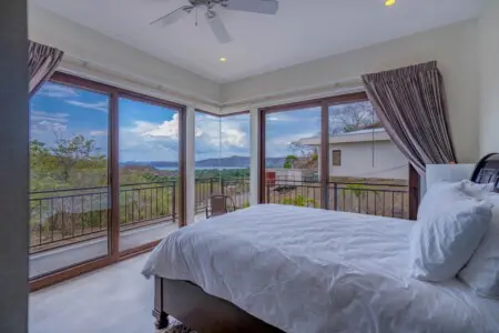 a1925d6b e949 45e8 8348 bec8840b2c76.jpg