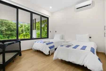 a81f1a6f d4f4 4fb9 b5ff fe1e462bd634.jpg