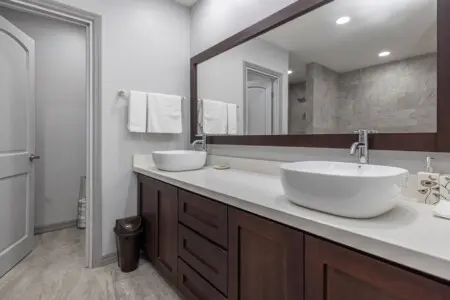 a8230515 21af 4dfe bc1f f99a583b32e5.jpg