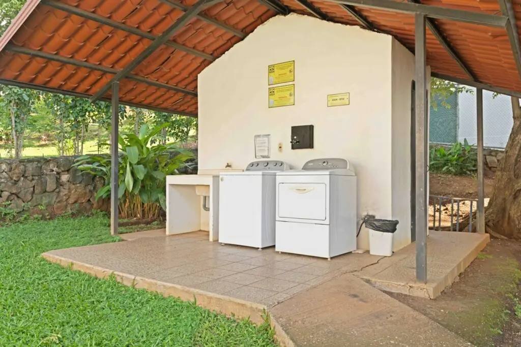 ac9630db ccb8 42cf b10c 8c5e1a92c88b