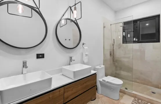 b9c53bcd 35a9 406d a1df b929222aad08.jpg