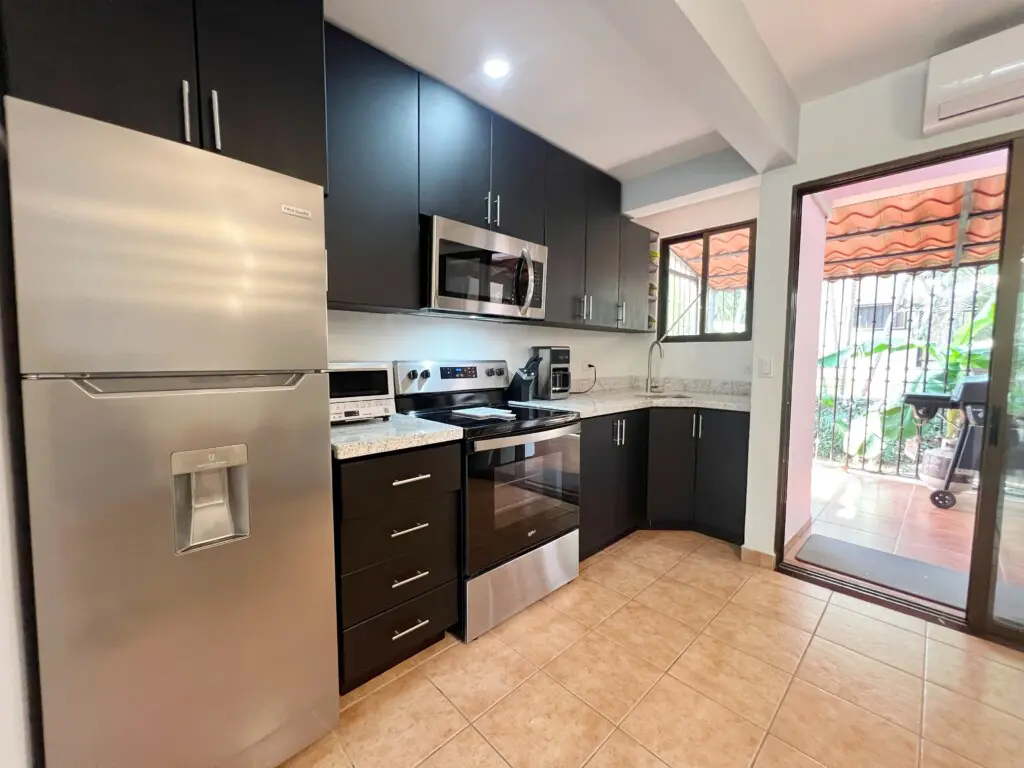 ba124600 676d 443b b807 9e4ba1bb04ab.jpg