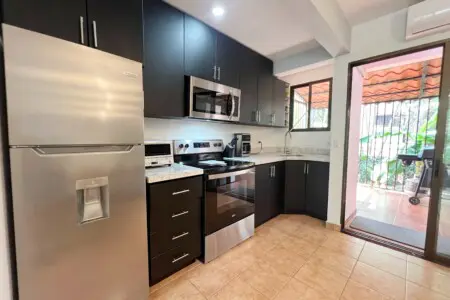 ba124600 676d 443b b807 9e4ba1bb04ab.jpg