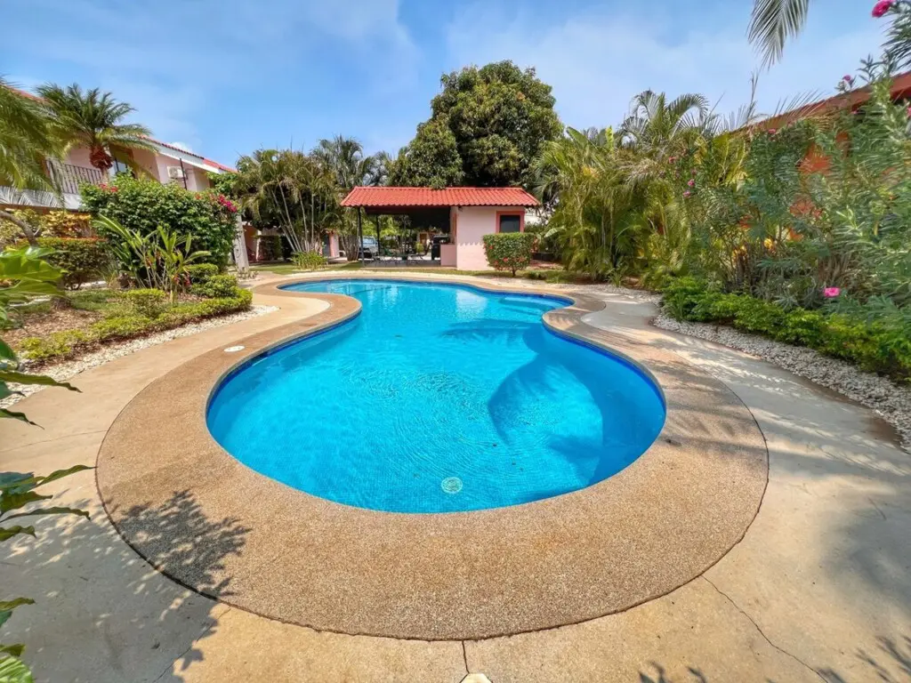 be87d1a1 33d3 42c2 9161 f35a14867b3b.jpg