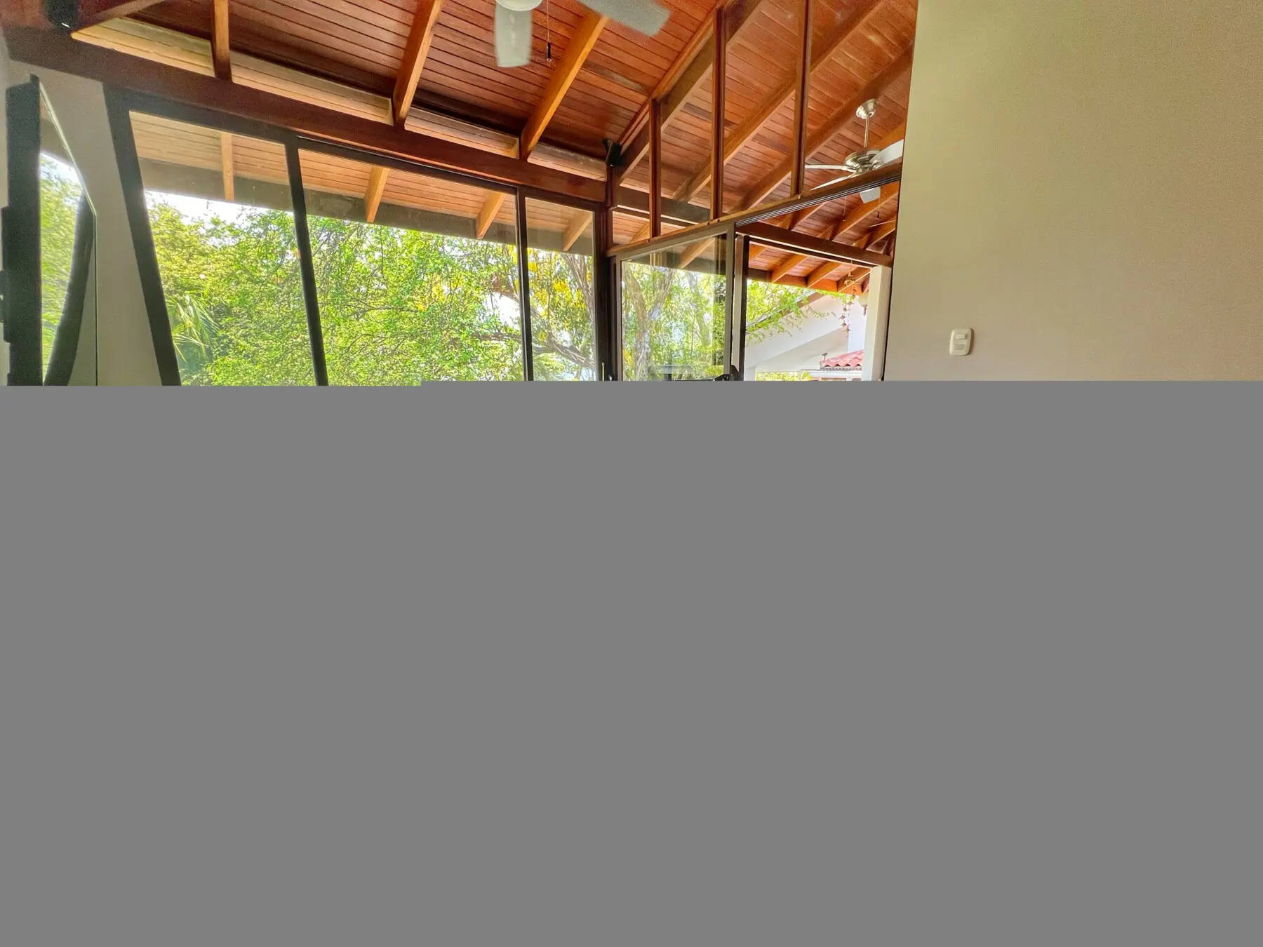 bf54e5be bd68 4d5b 9508 820d3b252e8a.jpg