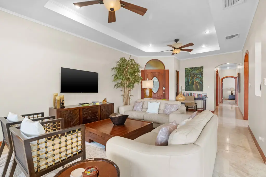 c1821aab e926 4772 a2a2 1e8fdd525ccf.jpg