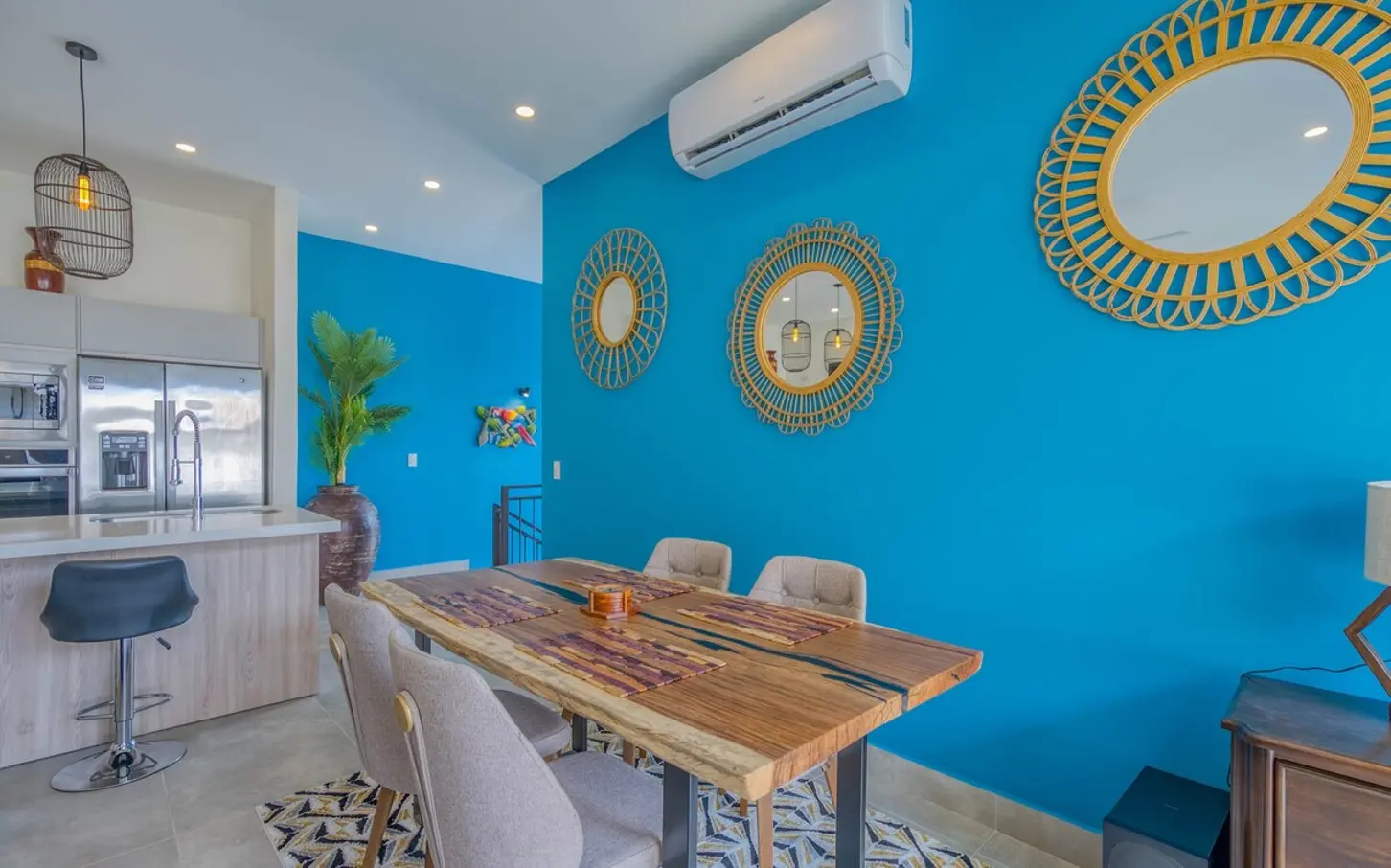 c60f5adf de99 4c2c 981b 7b3f4b6e78c9.jpg