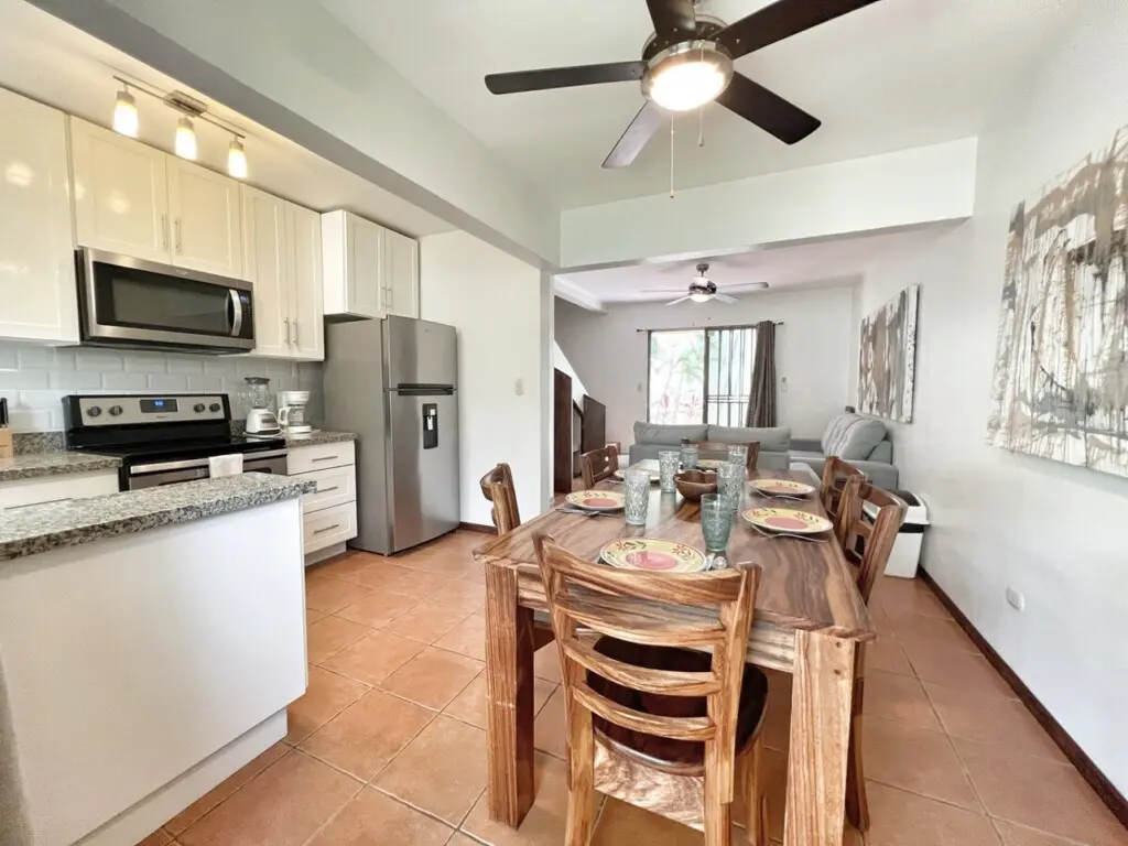 c6832d4e 84c2 4f40 acbb adeafc7dd1b8.jpg