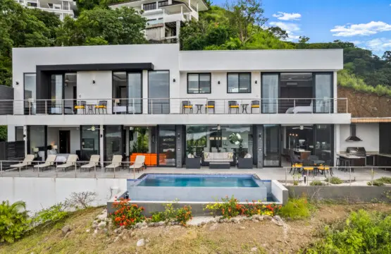 caa065e9 e3f8 423c 9f37 86e99766b8aa.jpg