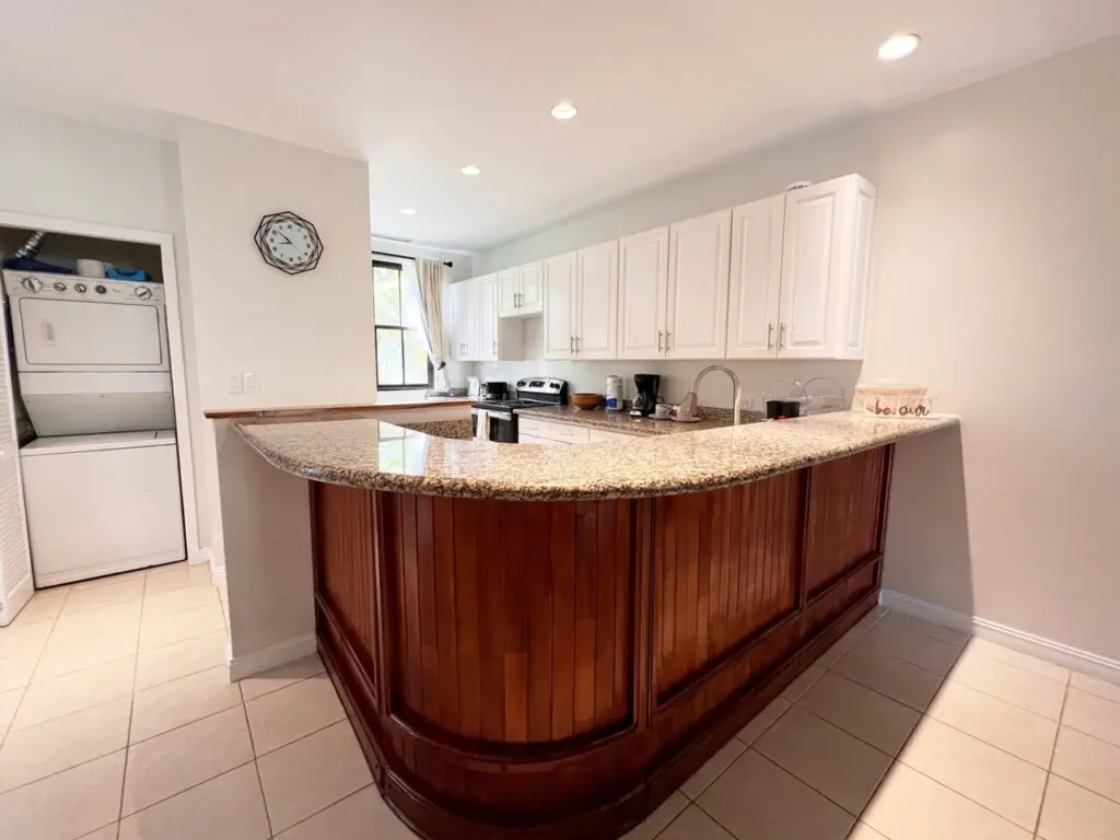 d1ff184d 276c 4f24 a88c da62b03683ce.jpg