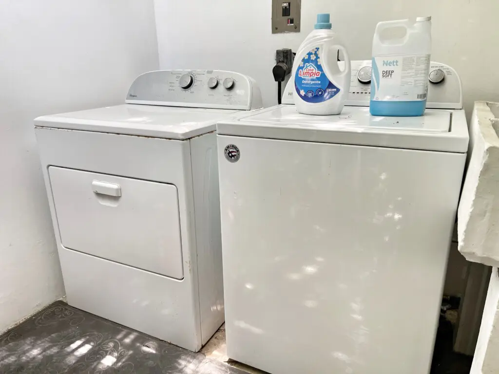 d385553b ddb6 41d0 94fb f9be4387e0e5.jpg