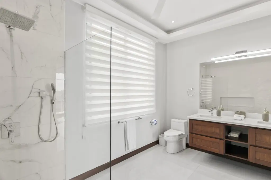 db856dac 6330 41bd 8320 0da386af645a.jpg