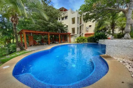 e000a2b0 87be 4214 875f bdf5faabfea0.jpg