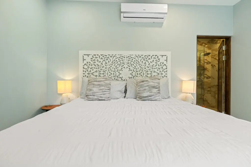 e04dfb3e 78f4 435c 820d ce08ebd5a7df.jpg