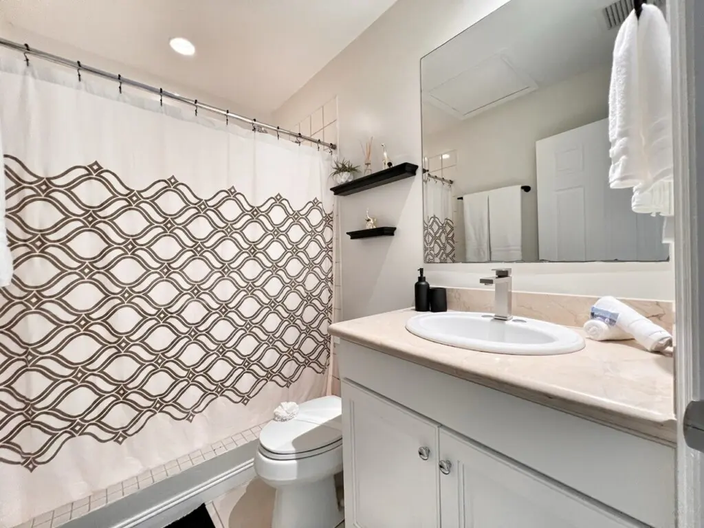 e3f511c5 25a0 41c0 853f 9458acf16ce7.jpg