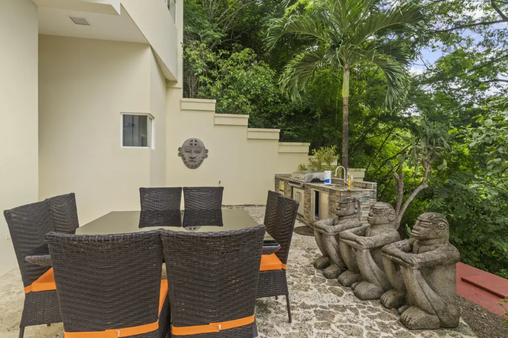 e405d436 6f0e 4d68 8002 23545333b007.jpg