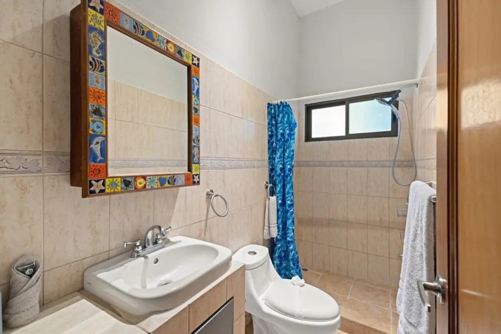 e71176b6 dc4d 40d4 a55d ff63368cd6a6