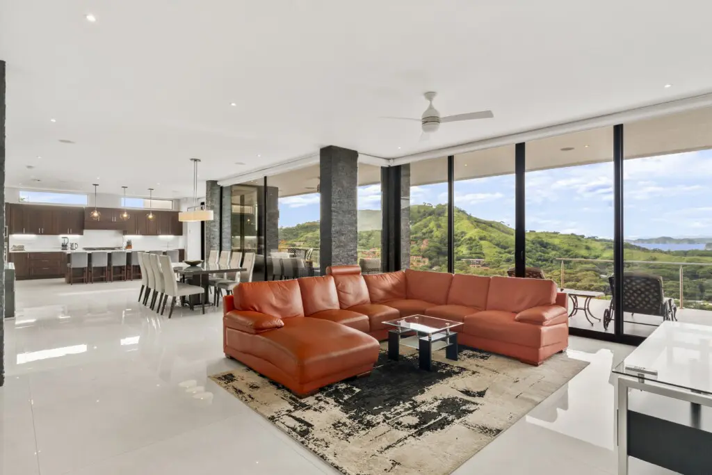 e88df327 2df3 4eff b75a 562bf3e4faa7.jpg