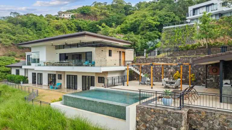 eb353fa1 23d3 4baa 87ac 6ddd787ac9c7