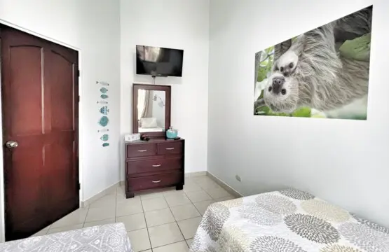 f3ff84cb fcda 424d a43b 5c735e81c12f.jpg