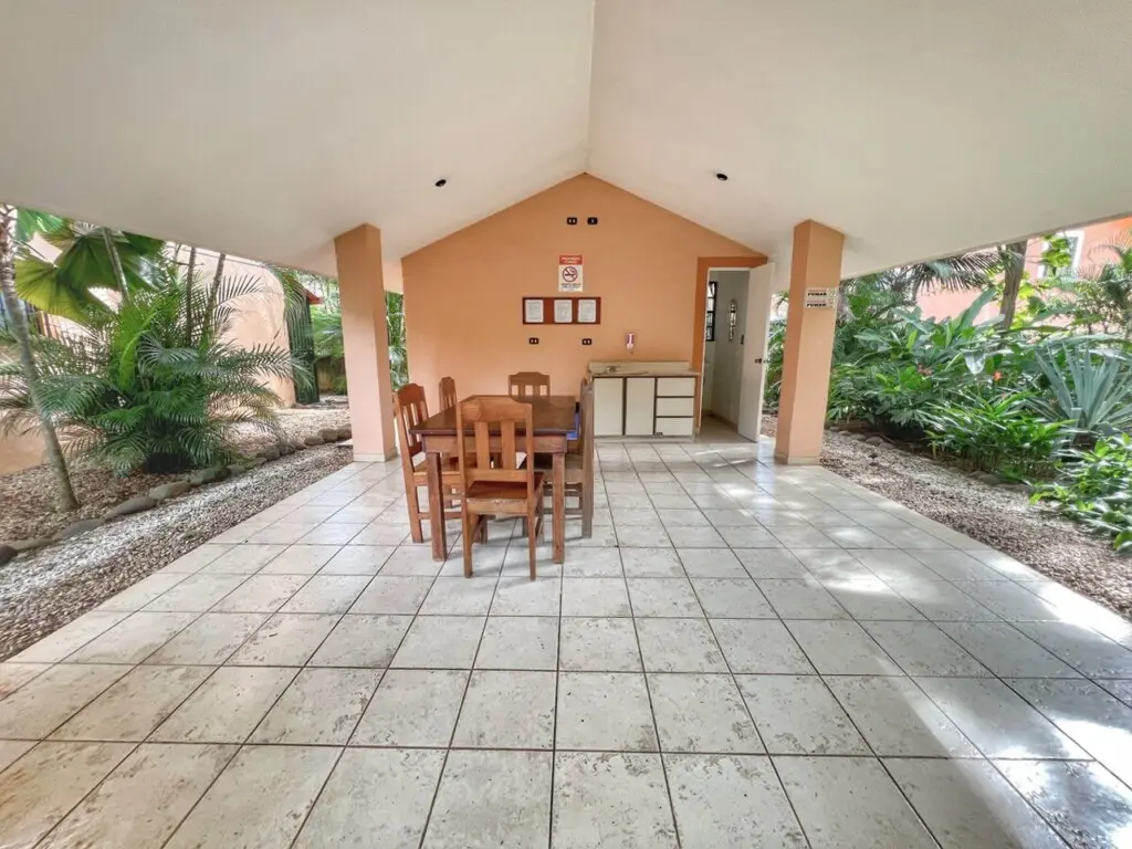 f79235ab 9293 4b98 85a2 e4548f48fe8f.jpg