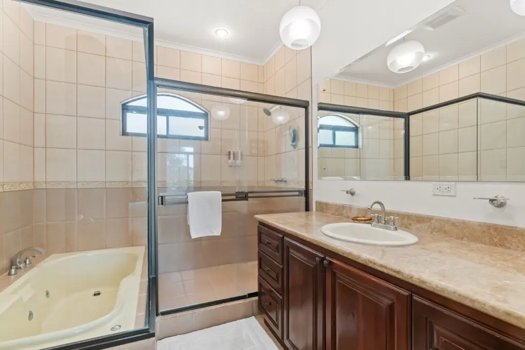 fc7e0869 f6a4 4b9d a436 b2d15780d98f.jpg