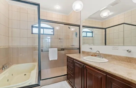 fc7e0869 f6a4 4b9d a436 b2d15780d98f.jpg