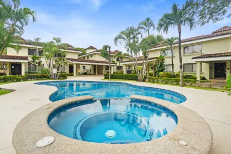 237b1b2e 0124 42fe a416 d6815bea4366.jpg