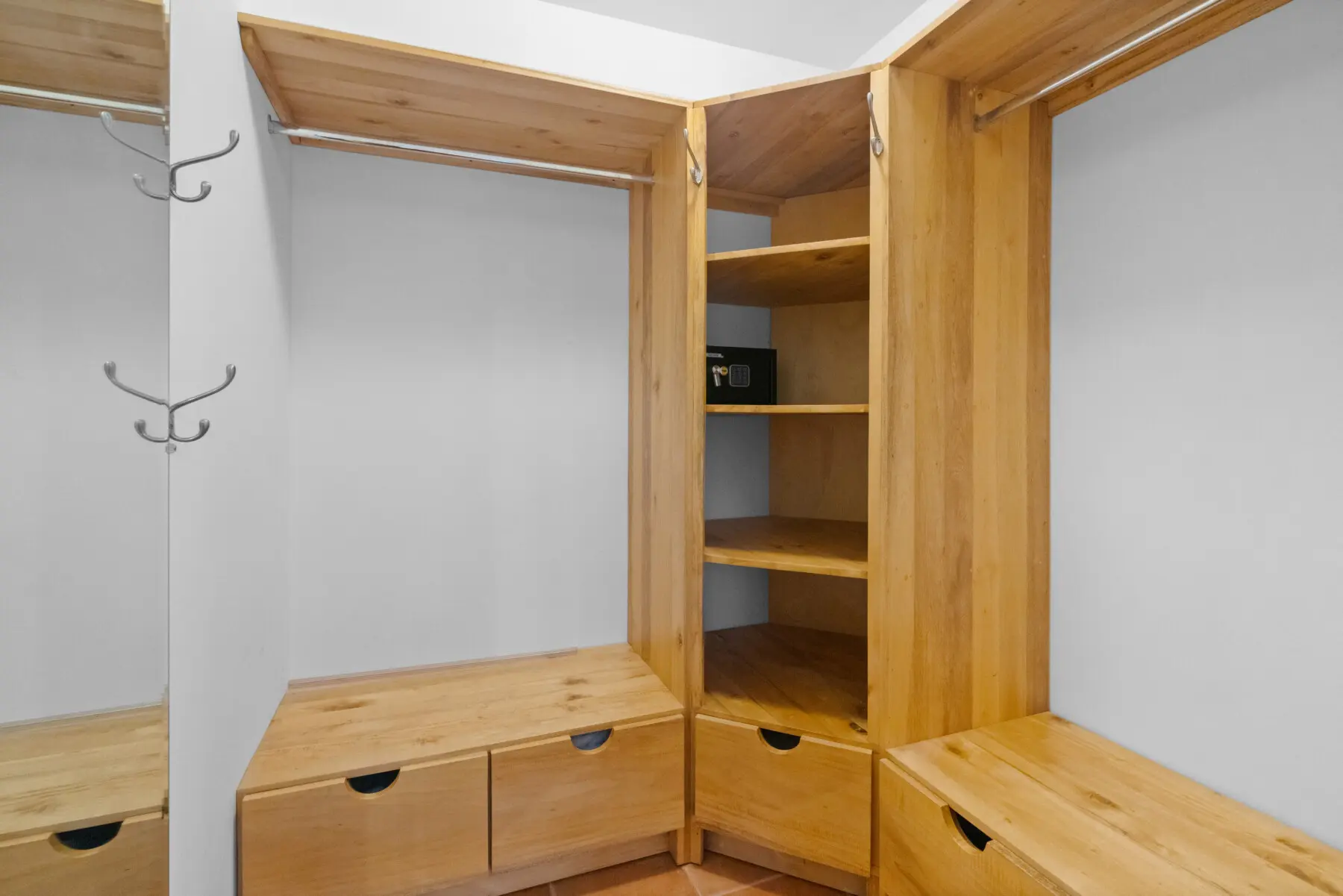 b908cb8a 50f0 4dbb 9054 7e8163c6aceb.jpg