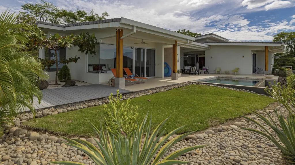 d4b20bea 137c 41d4 93a3 c6139463ef5e.jpg