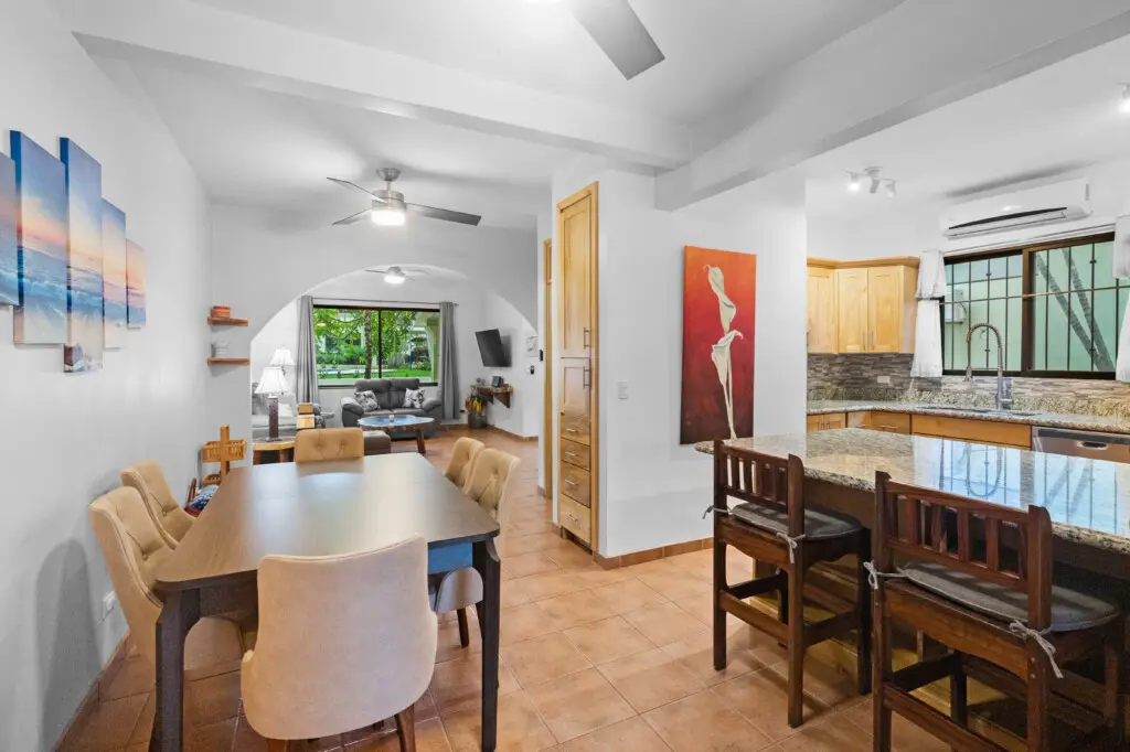 f5caa57e 63a4 4bae 999c fe6876498017.jpg