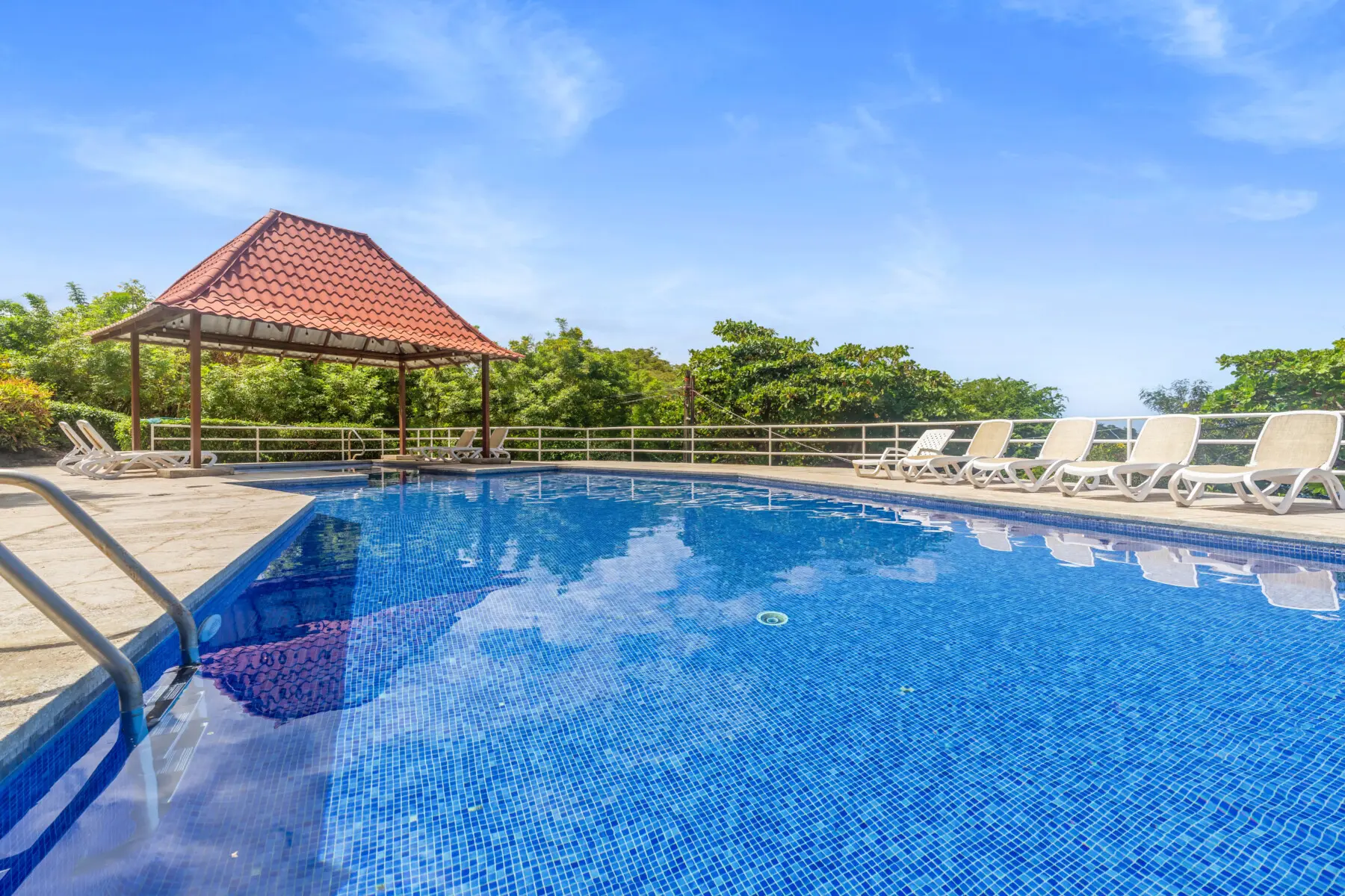 38a9669d 0d89 40b4 a82a c13c46545a1c