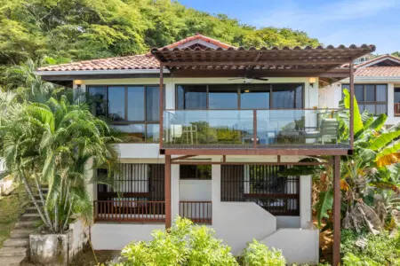 5d8b7683 aa69 4ccf 91ac 9718e4e2016a