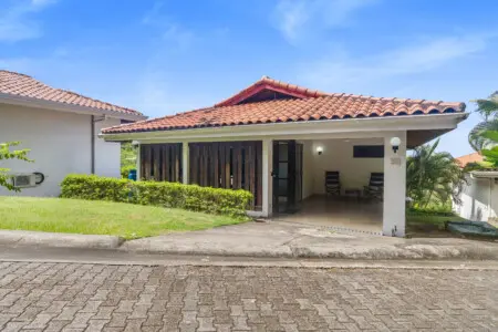 a163fb41 cfd4 4353 b057 d1300bd5de91