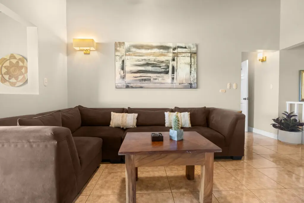 e9a376de ff1a 4c01 9821 0c8a081ac4fc