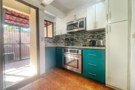 e9f67501 ff36 4bb4 85d1 184ee959ee99.jpg